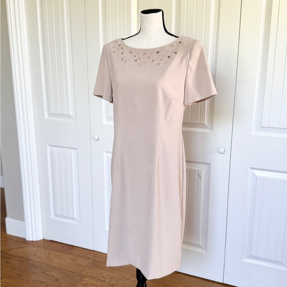 Jessica Howard Beige Beaded Neck Sheath Dress Wedding Guest Party Cocktail 12 - Picture 9 of 15